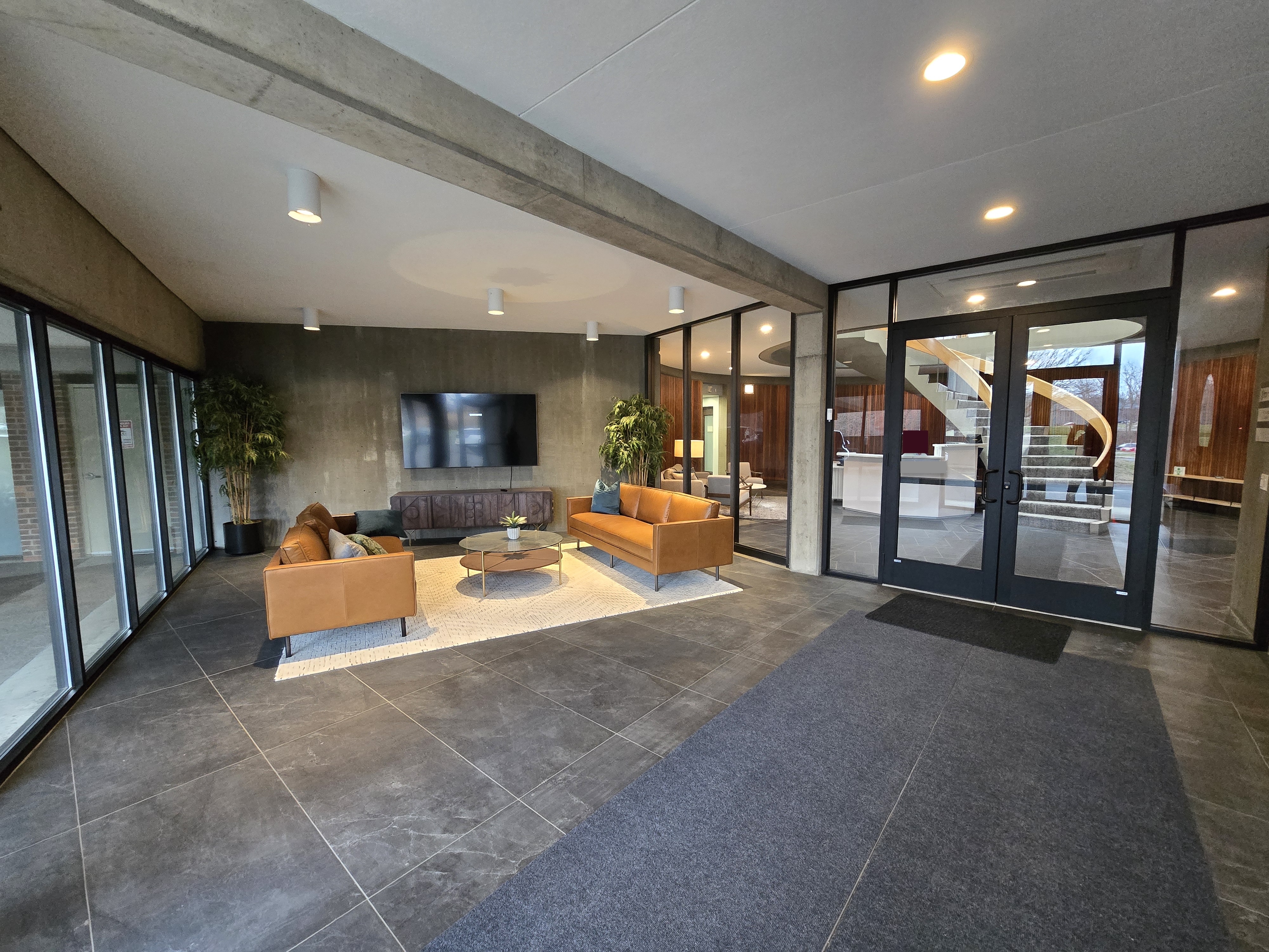 Secure building entrance